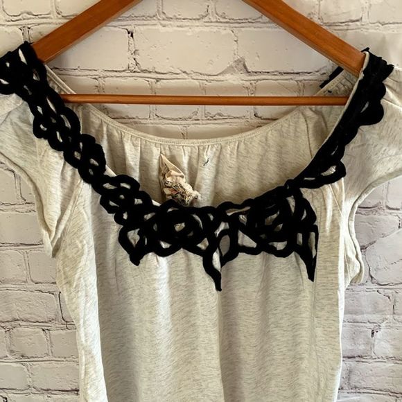 Chelsea & Violet Tunic Style Blouse Large - Picture 3 of 4